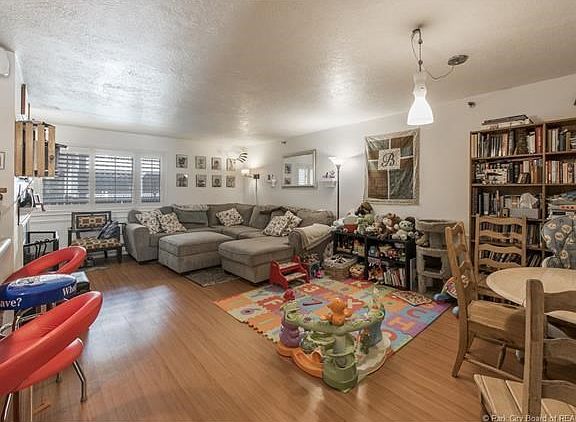 4th image of 1885 Prospector Ave #B-3