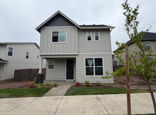 16728 SE Silver Creek Falls Dr, Happy Valley, OR 97086