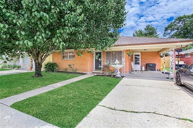 1st image of 2117 Charles Dr