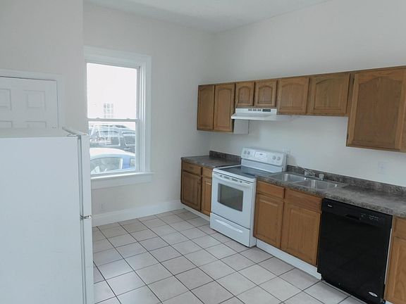 2nd image of 966 McPherson Ave