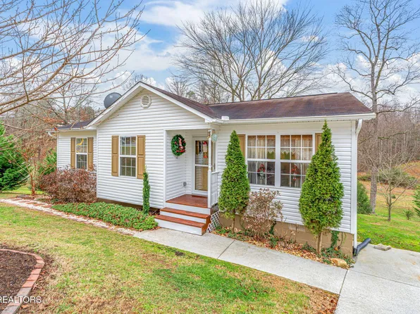 124 Mac Ivey Ln, La Follette, TN 37766