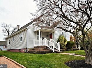 2736 Magnolia Ave, Glenside, PA 19038