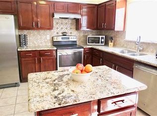 744 Country Place Dr APT B, Houston, TX 77079