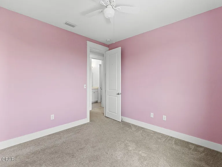 1816 Discovery Loop — Photo 41