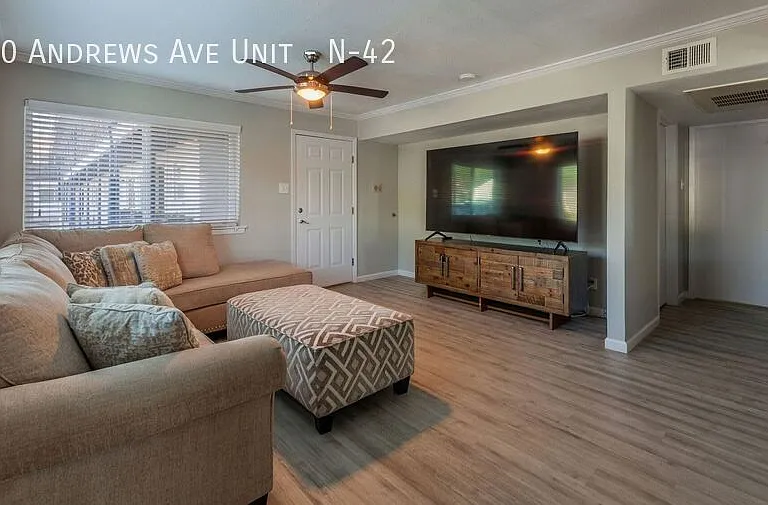 400 Andrews Ave #N-42 — Photo 3