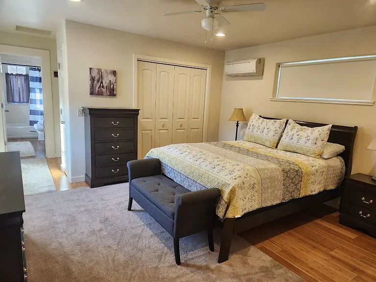 Furnished Two Bedroom Apartment on 27 Acre Estate | Available Now — Photo 10