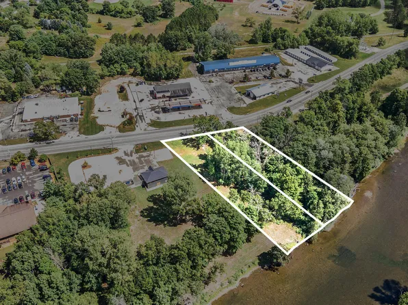 526 & 530 S 3rd St, Big Rapids, MI 49307