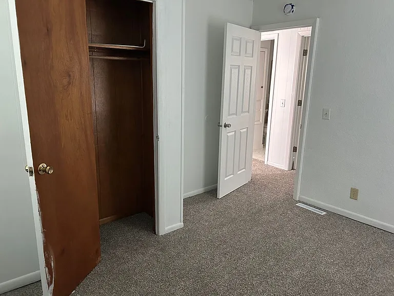 104 8th St NW APT Nate Larson - Lease Only — Photo 9