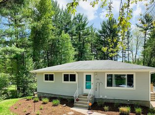 17848 Merrywood Ln, Grand Haven, MI 49417