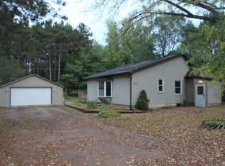 7664 6th St N, Princeton, MN 55371