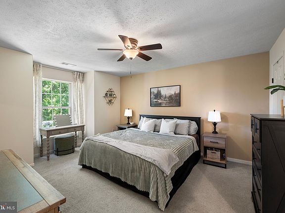 5th image of 3105 Cardinal Way Unit L