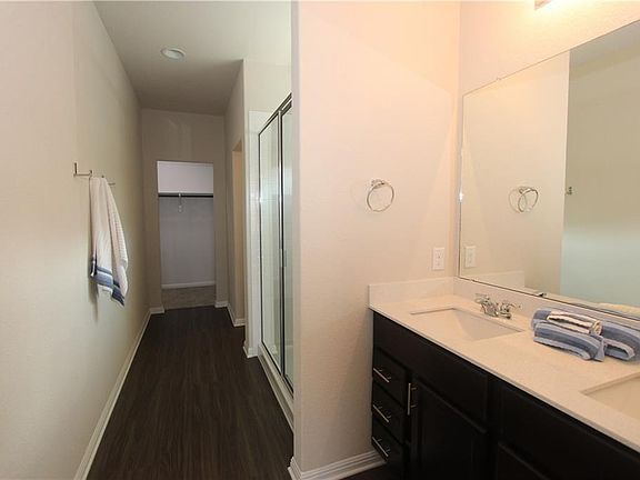 3rd image of 1300 Fairhaven Gtwy