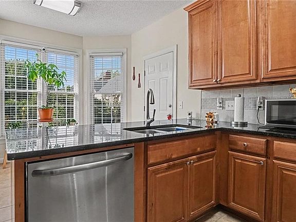 4th image of 4315 Chilton Way
