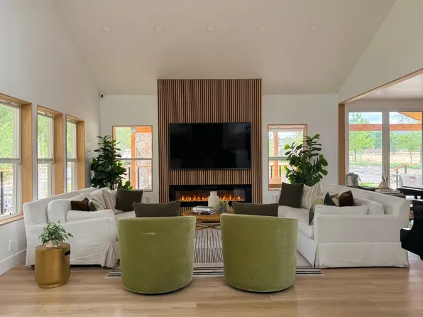 (undisclosed Address), Reno, NV 89511