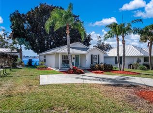 215 Tulane Cir, Avon Park, FL 33825