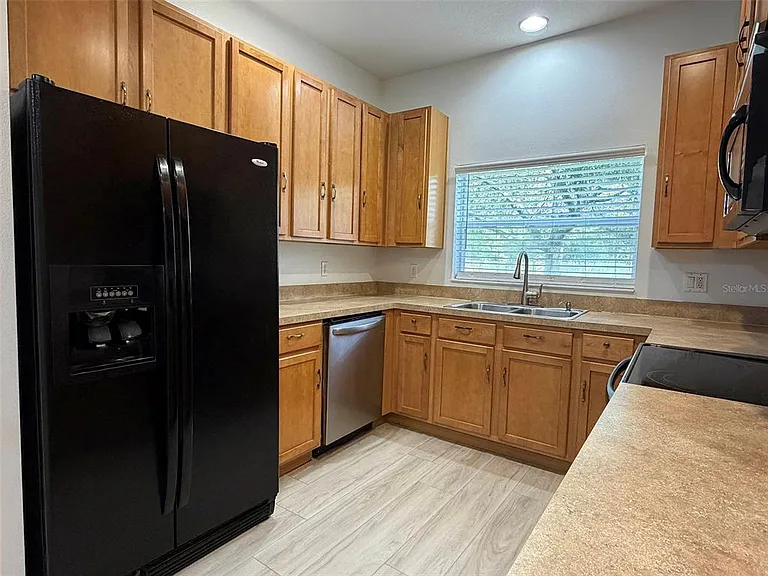 4530 Amberly Oaks Ct — Photo 15