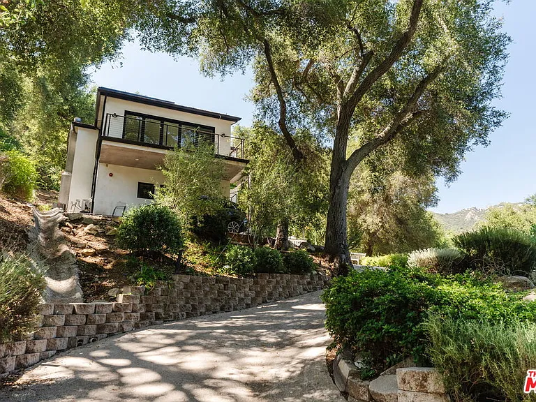 1149 Old Topanga Canyon Rd — Photo 41