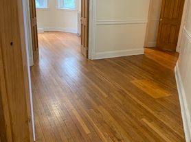352 Riverway