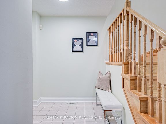 4th image of 5420 Fallingbrook Dr #52