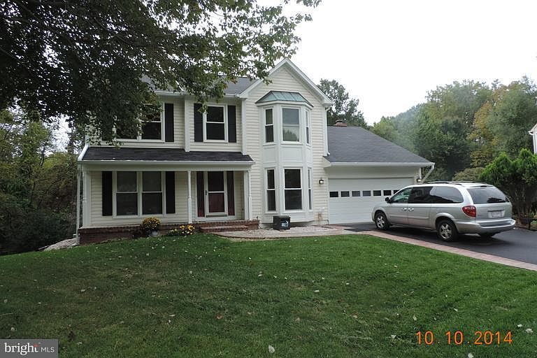 1st image of 8103 Overlake Ct