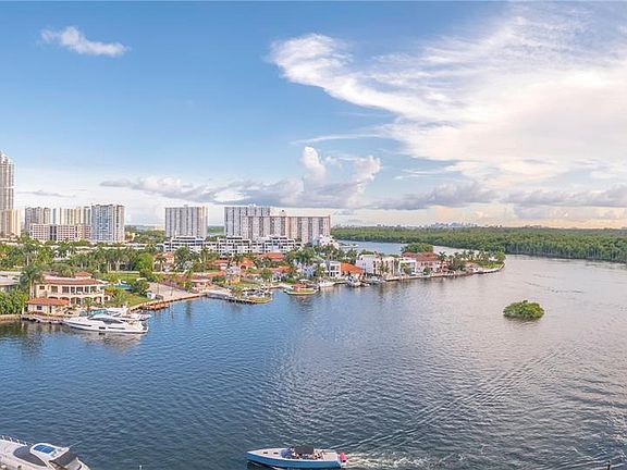 5th image of 400 Sunny Isles Blvd #1018