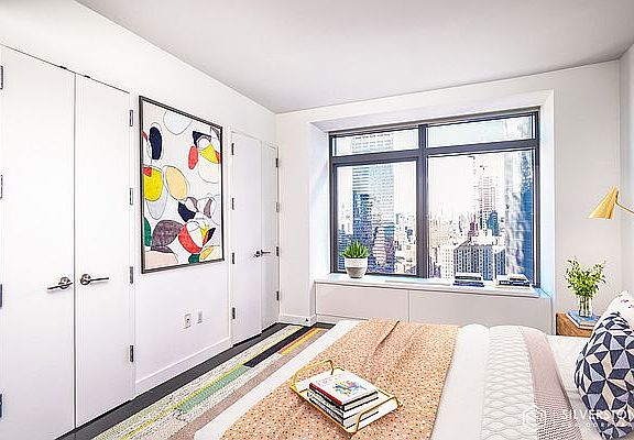 4th image of 123 Washington St APT 34B