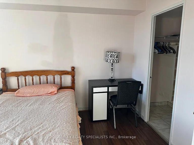 6 Humberline Dr #319 — Photo 7