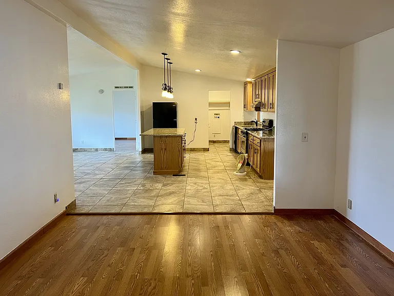 5296 Comanche Ave — Photo 16