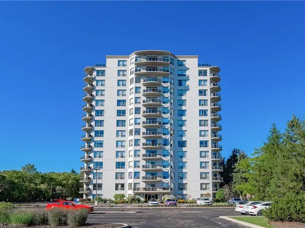 255 Keats Way #507, Waterloo, ON N2L 6N6