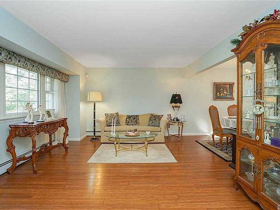 4th image of 36 Grady Ln