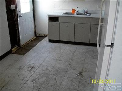 4th image of 0 624/626 E 5th St