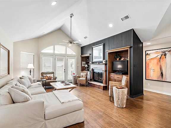 2nd image of 14411 Spyglass Cir