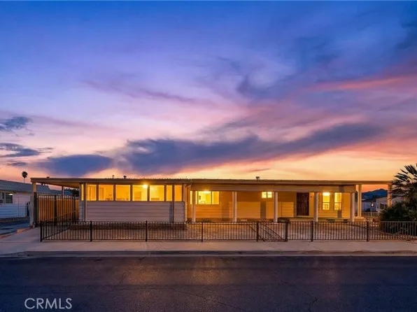 1670 Santa Susana Dr, Hemet, CA 92543