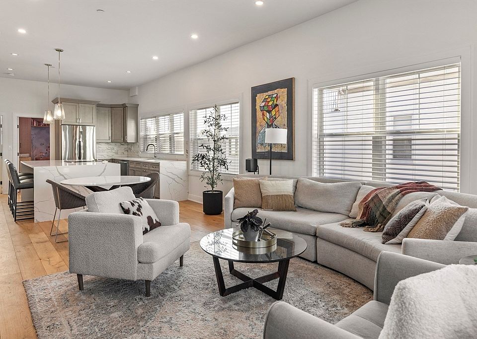 1st image of 157 Princeton St #2