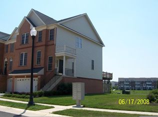 42767 Locklear Ter, Chantilly, VA 20152