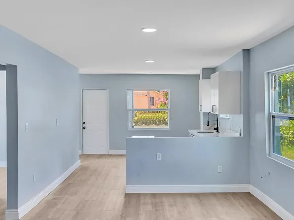 621 S M St APT 1, Lake Worth, FL 33460