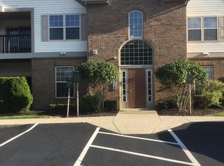 738 Hidden Springs Dr #738, Lewis Center, OH