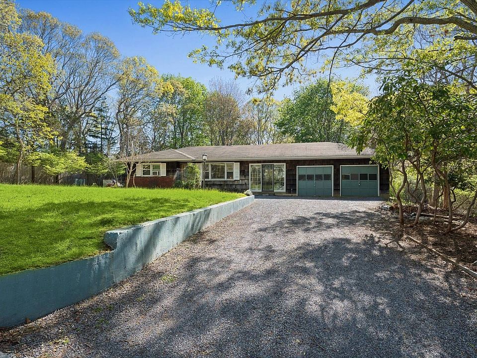1st image of 126 Pembroke Dr