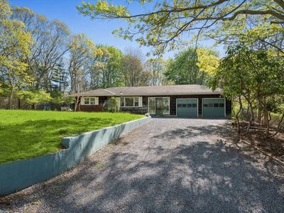 126 Pembroke Dr, East Hampton, NY, 11937