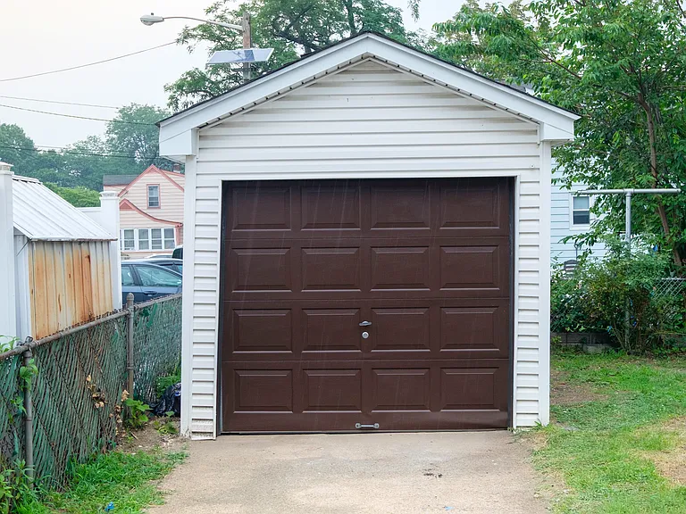 1604 Hamilton Ave — Photo 32