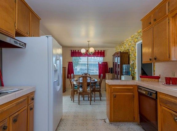 4th image of 3534 N Virginia Ln