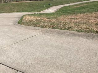 114 Long Meadow Way, Scott Depot, WV 25560