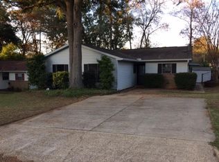 236 Gardenia Ct, Prattville, AL 36067