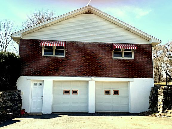 2nd image of 2315 Northwood Ave