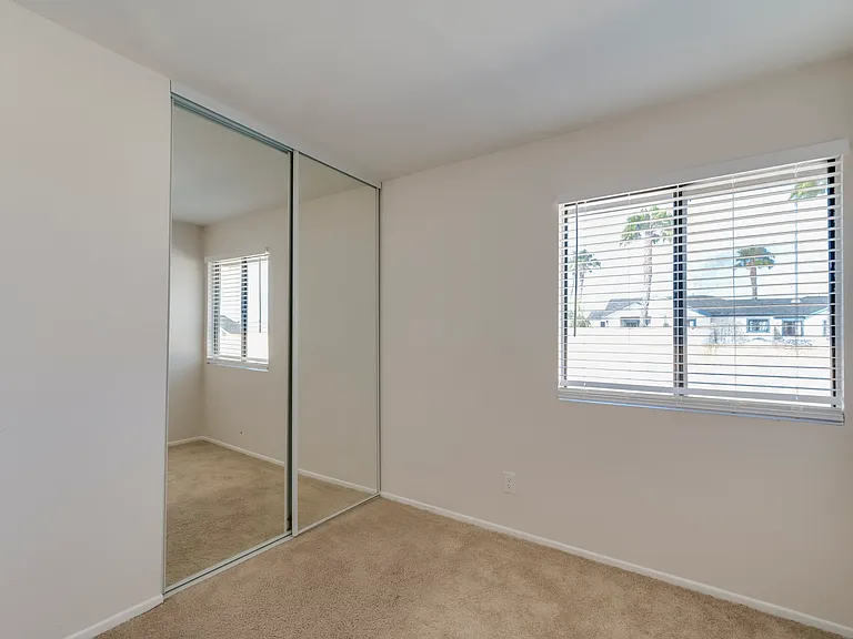 582 Arizona St — Photo 30