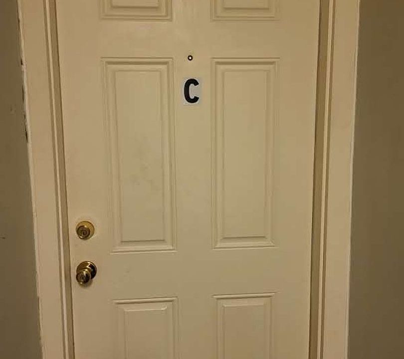 1st image of 139 N Carrollton Ave #2C