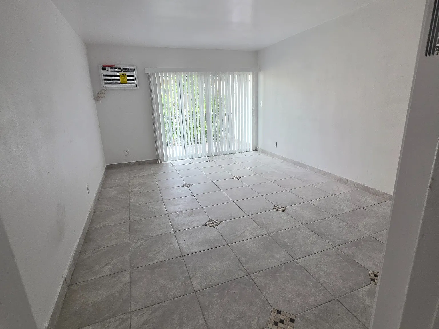 15411 Chase Studio - 21 — Photo 2