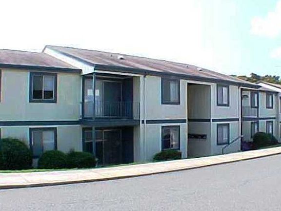 2nd image of 1216 & 1220 Moseley Dr #1220-20