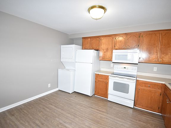 4th image of 201 Cranklen Cir