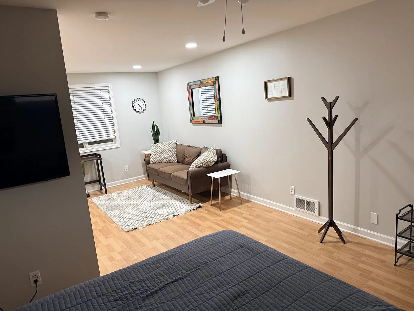 3 bed, 450 sqft, $1,950 — Photo 4